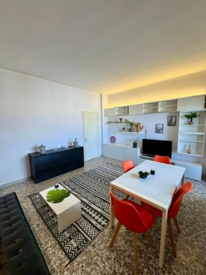 4 Balconi House- Appartamento moderno a Lecce
